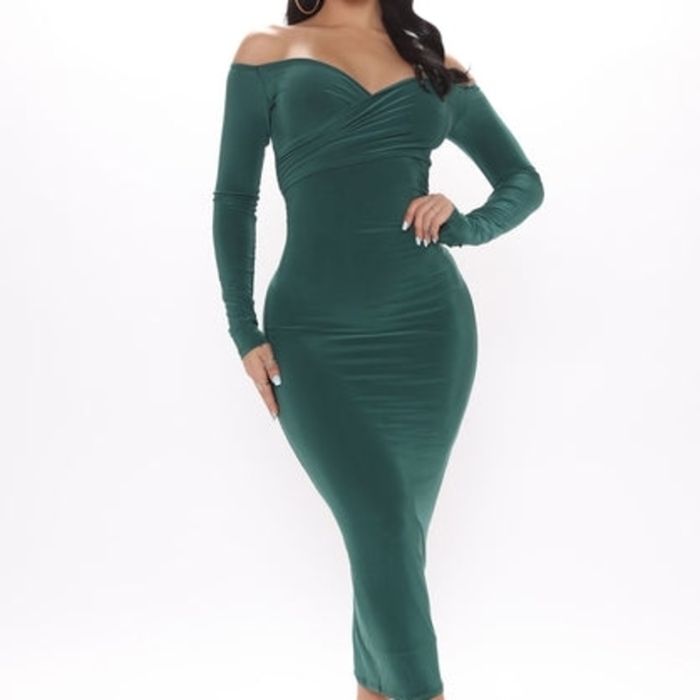 Fashion Nova Off-Shoulder Dark Green Long Sleeve Bodycon Midi Dress